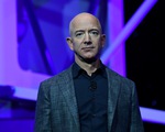 Tỉ phú Jeff Bezos khẳng định sẽ đưa người phụ nữ đầu tiên lên Mặt Trăng