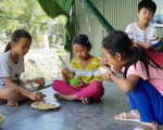 Những đứa trẻ chỉ muốn mãi được tới trường