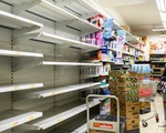 Cảnh sát Hong Kong truy lùng băng nhóm vũ trang cướp... giấy vệ sinh