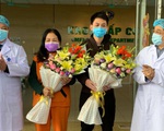 2 bệnh nhân COVID-19 cuối cùng ở Bệnh viện Bệnh nhiệt đới trung ương ra viện