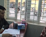 Hà Nội niêm phong một quầy thuốc vì 'chặt chém' giá khẩu trang
