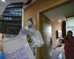 Giới khoa học lo không thể ngăn virus corona lây lan