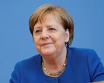 Bà Merkel bị tố gây hoảng loạn vì nói 70% dân sẽ nhiễm virus corona