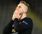 Kẻ vui, người hụt hẫng khi Premier League tạm nghỉ vì COVID-19?