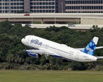 Hãng hàng không Mỹ cấm bay vĩnh viễn một hành khách vì không khai báo COVID-19