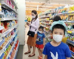 Quy định mang khẩu trang tại các điểm công cộng: Người Việt lo, người nước ngoài thờ ơ