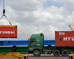 Xuất khẩu điện thoại, máy tính, giày dép... sang Mỹ tăng khủng