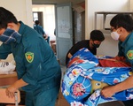 Niêm phong đồ đạc sinh viên vắng khi chuyển ký túc xá ĐHQG TP.HCM thành khu cách ly