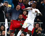 Thắng thuyết phục trận Siêu kinh điển, Real trở lại đỉnh bảng La Liga