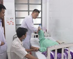 Phẫu thuật thành công một phụ nữ bị gù cột sống suốt 20 năm