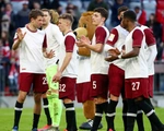 Cầu thủ Bayern Munich và Dortmund giảm lương giúp đội bóng mùa COVID-19