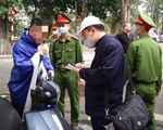 23 người bị xử phạt vì không đeo khẩu trang khi ra đường ở Hà Nội