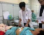 Nuốt tăm tre lúc nào không hay, bị đâm xuyên dạ dày và gan
