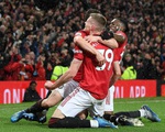 Man Utd hạ gục Man City, đưa Liverpool áp sát ngôi vô địch
