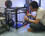 Sinh viên in 3D thiết bị giúp giảm đau khi đeo khẩu trang