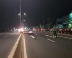 Xe gắn máy chạy ngược chiều đấu đầu ôtô, 2 người tử vong