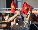 Hàng trăm người hoàn thành cách ly tại Cần Thơ được xe đưa về TP.HCM