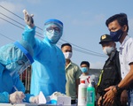 Ngày thứ 2 kiểm soát dịch tại cửa ngõ TP.HCM: căng mình suốt ngày đêm