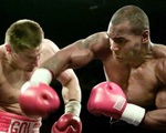 Khoảnh khắc Mike Tyson từng khiến đối thủ đo sàn và nằng nặc xin thua