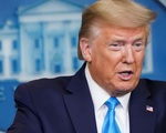 Ông Trump cảm ơn Việt Nam phối hợp cung cấp 450.000 bộ quần áo bảo hộ cho Mỹ