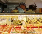 Giá vàng SJC 49,05 triệu đồng/lượng, vẫn thấp hơn vàng thế giới