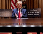 WHO khuyến cáo không dùng thuốc sốt rét, ông Trump nói 2 ngày nữa sẽ ngừng uống