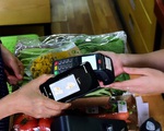 Người Việt Nam ngày càng mang theo ít tiền mặt hơn