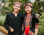Tìm trang phục các dân tộc trên cả nước chụp bộ ảnh chia tay thời cấp III