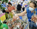 Hàng ngàn doanh nghiệp bán buôn, bán lẻ rời thị trường