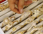 Vàng lên gần 50 triệu đồng/lượng, giá vàng nhẫn vượt vàng miếng