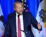Đang tụt phía sau đối thủ Joe Biden, ông Trump thay quản lý chiến dịch tái tranh cử