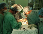 Lần đầu tiên miền Trung thực hiện ghép thận tự thân thành công