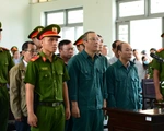 Nguyên chủ tịch UBND TP Phan Thiết cùng nhiều thuộc cấp hầu tòa