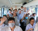 Bác sĩ Huế lên đường chi viện: 
