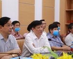 4 giáo sư đầu ngành vào Huế, Quảng Nam cứu bệnh nhân COVID-19 nặng