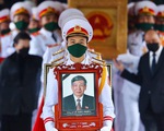 Tiễn đưa nguyên Tổng bí thư Lê Khả Phiêu về miền cao xanh