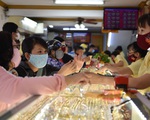 Giá vàng lại tăng thẳng đứng