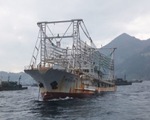 Đội tàu cá khổng lồ của Trung Quốc đang vét cạn đại dương
