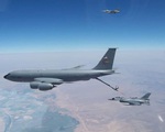 Mỹ công bố ảnh tiếp liệu cho tiêm kích F-16 bán cho Đài Loan