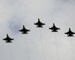 Đài Loan mở trung tâm bảo dưỡng tiêm kích F-16 đầu tiên ở châu Á, bắn tín hiệu gì?