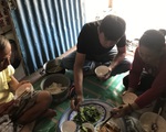 Đời ve chai - Tìm miếng ăn từ rác - Kỳ 3: Tình người sau gương mặt nhem nhuốc