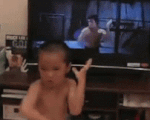 Video: Kinh ngạc với chú bé 10 tuổi múa côn 