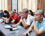 Nam y, bác sĩ TP Hải Phòng đồng loạt... cạo trọc trước khi vào tâm dịch Đà Nẵng