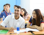UEF và câu chuyện chăm sóc sinh viên