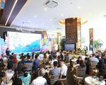 Nên giữ tiền mặt hay 