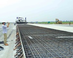 Chạy nước rút nâng cấp đường băng