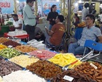 Hàng nghìn đặc sản vùng miền đổ về Sài Gòn