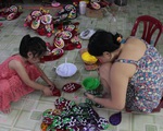 Mưu sinh với chiếc lồng đèn trung thu
