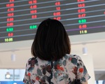 Bán tháo cổ phiếu sau  tin COVID-19, chứng khoán Việt giảm mạnh nhất thế giới