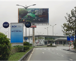 Sân bay Phú Bài dừng bán vé xe máy vào cổng sân bay